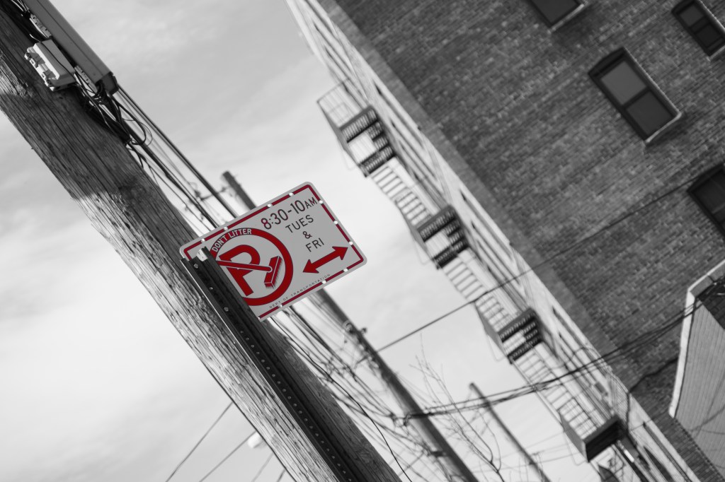 14-0311 Bronx Street Sign